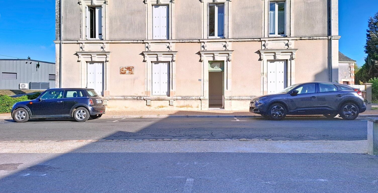 IMMEUBLE 5 LOGEMENTS ET UNE MAISON 72300 LA CHAPELLE D ALIGNE — photo 1