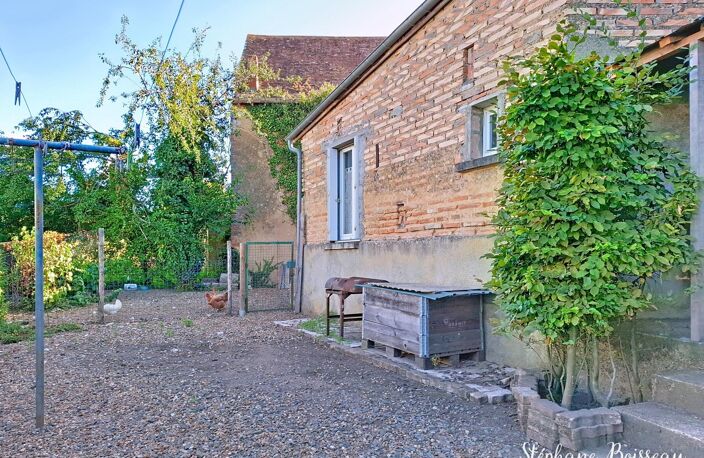 IMMEUBLE 5 LOGEMENTS ET UNE MAISON 72300 LA CHAPELLE D ALIGNE — photo 3