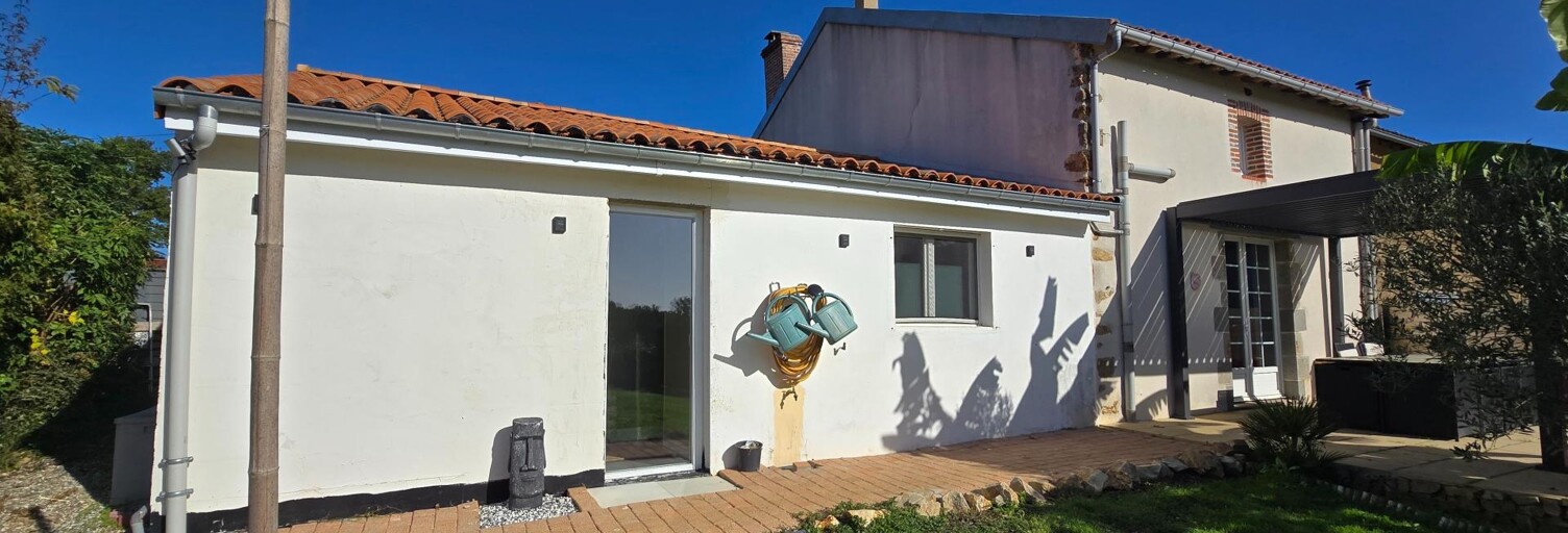 Maison 4 Pièces 150 m² à vendre à Lathus-Saint-Rémy (86390)