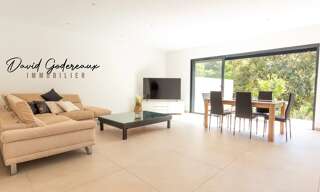 Maison 5 Pièces 125 m² à vendre à Saint-Raphaël (83700)