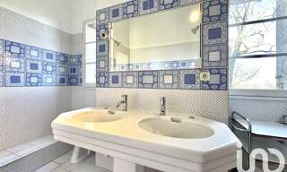 Maison 10 Pièces 400 m² à vendre à Arles (13200)