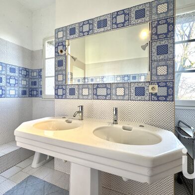 Maison 10 pièces 750000 €