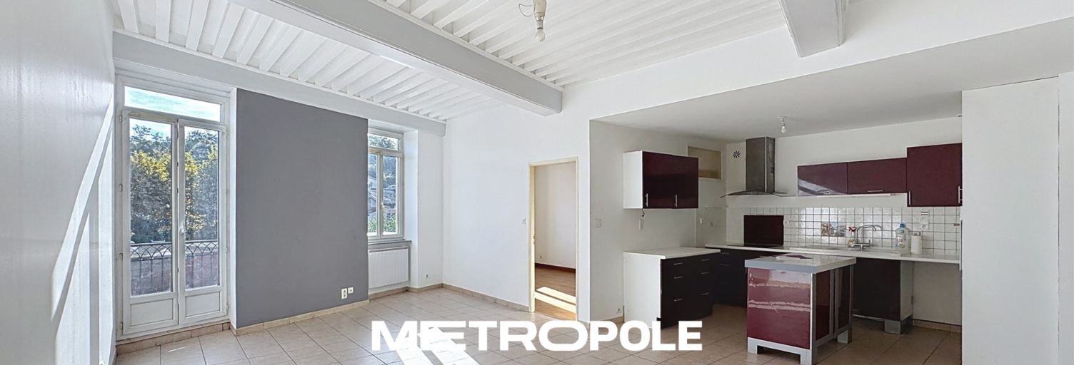 Appartement 3 Pièces 78 m² à louer à Sain-Bel (69210)