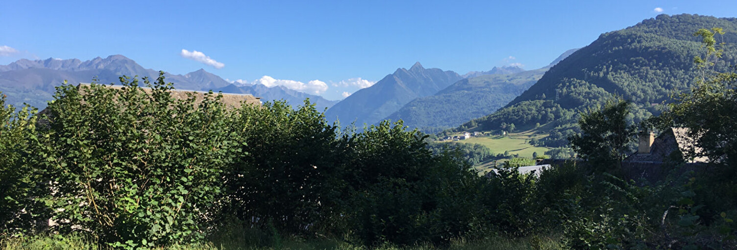 Terrain  1358 m² à vendre à Argelès-Gazost (65400)