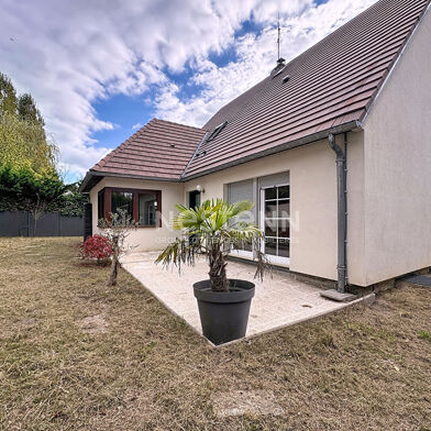 Maison 8 pièces 549000 €