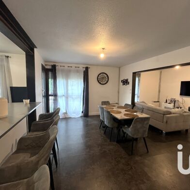 Appartement 4 pièces 299500 €