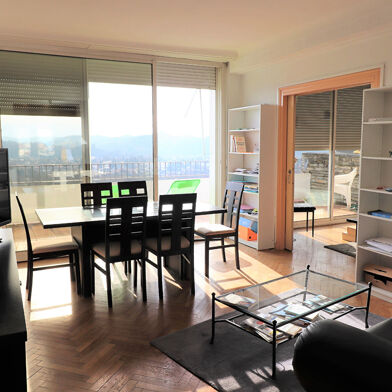 Appartement 3 pièces 1100 €