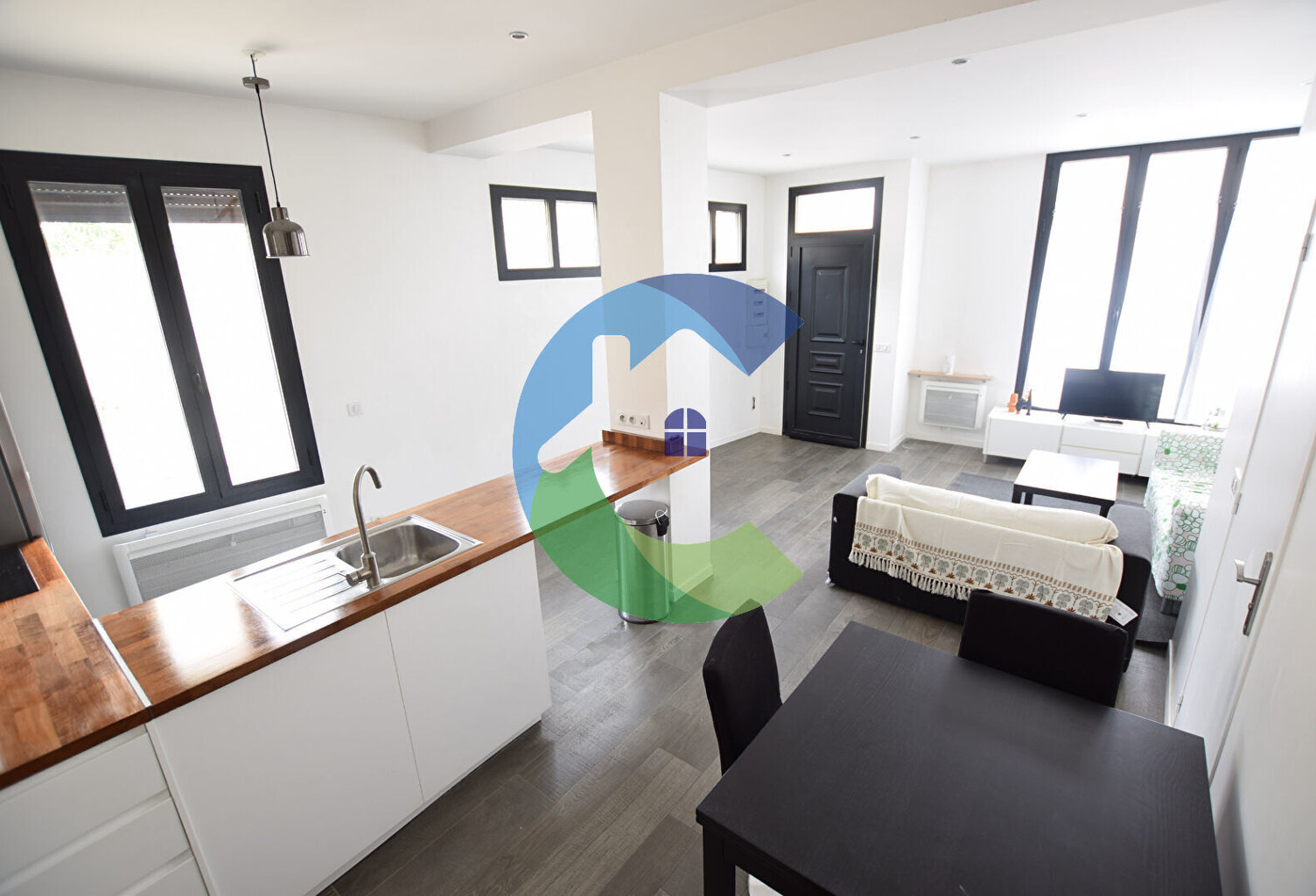 Maison Ballainvilliers 4 pièce(s) 74 m2 — photo 1