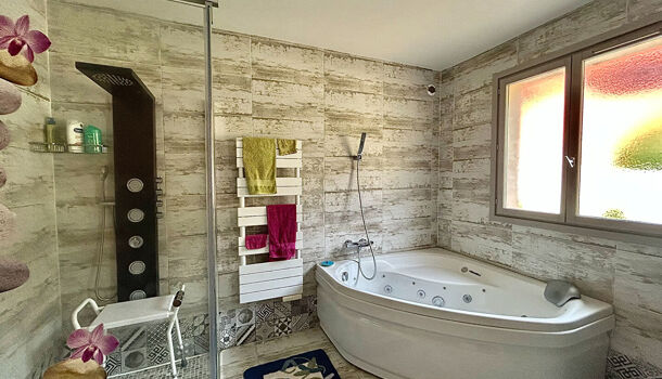 Villa / Maison 5 pièces  à vendre Flassans-sur-Issole 83340