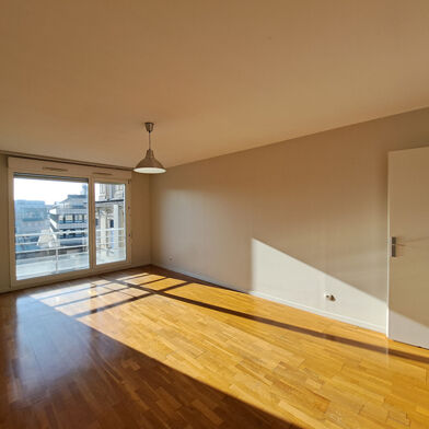 Appartement 3 pièces 981 €