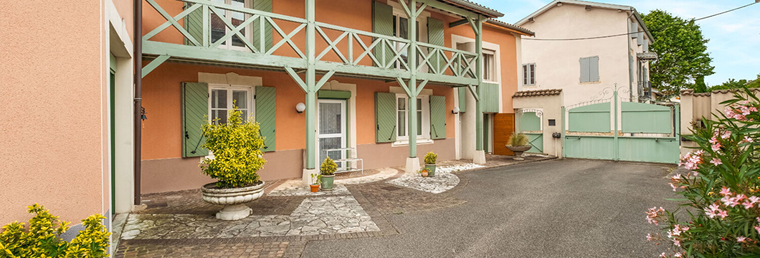 Maison 6 Pièces 210 m² à vendre à Saint-Priest (69800)