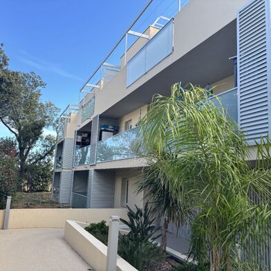 Appartement 4 pièces 305500 €