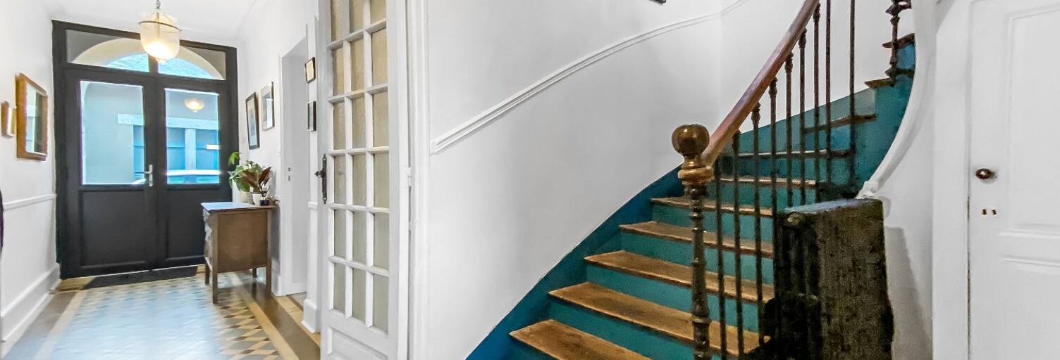 Immeuble  214 m² à vendre à Ernée (53500)