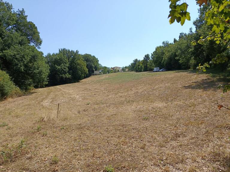 Terrain constructible — photo 1