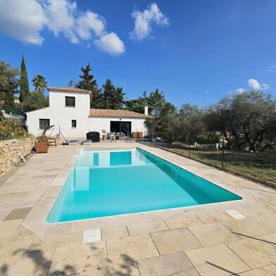 Maison 4 pièces 631600 €