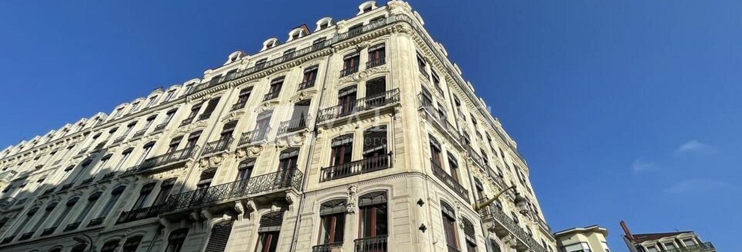 Bureau  138 m² à louer à Lyon 2 (69002)