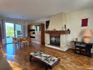 Maison de plain-pied 94 m² à AUBIGNAN — photo 2