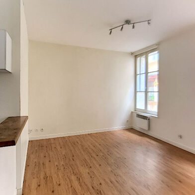 Appartement 3 pièces 652 €
