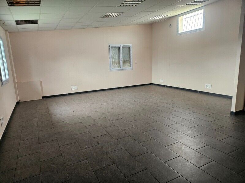 Local commercial  T1 à louer Romans-sur-Isère 26100