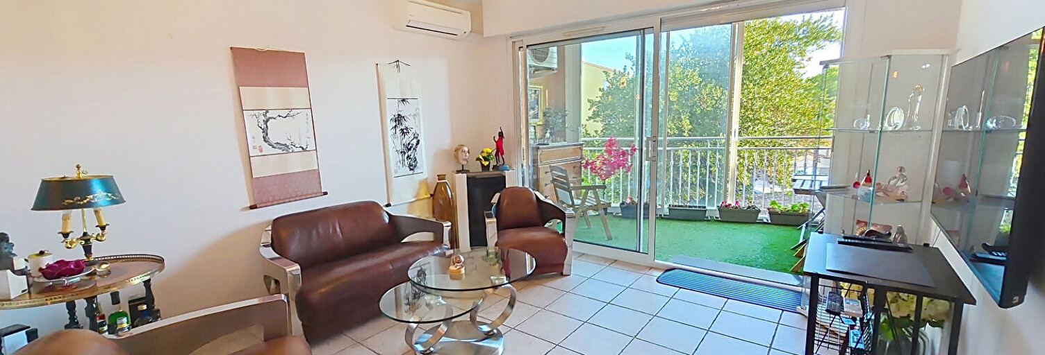 Appartement 3 Pièces 65 m² à vendre à Sanary-sur-Mer (83110)