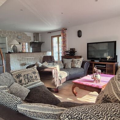 Maison 5 pièces 599000 €