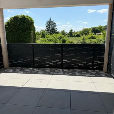 Appartement 3 pièces 269880 €