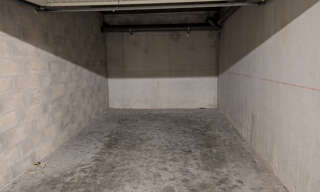 Garage  13 m² à louer à Marseille 9 (13009)