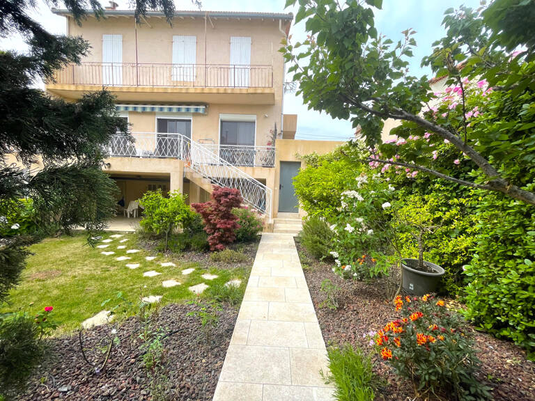 MAISON DIVISEE EN T3 3T T4 COEUR DE BEAUMONT DE 160 M2 — photo 1