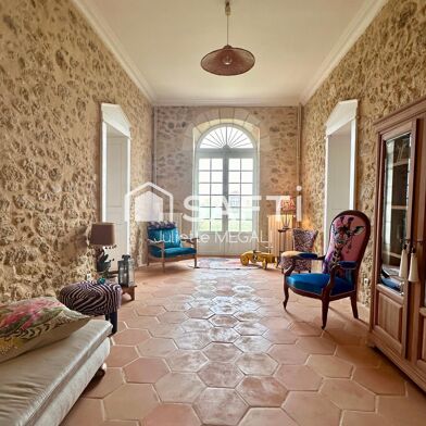 Maison 10 pièces 680000 €