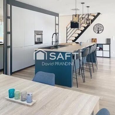 Maison 5 pièces 249000 €