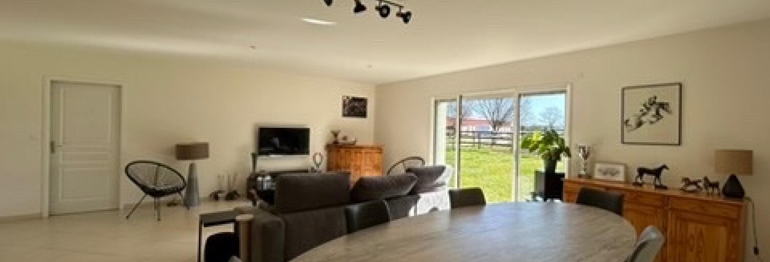 Maison 7 Pièces 152 m² à vendre à Les Églises-d'Argenteuil (17400)