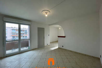 Appartement 3 pièces 750 €