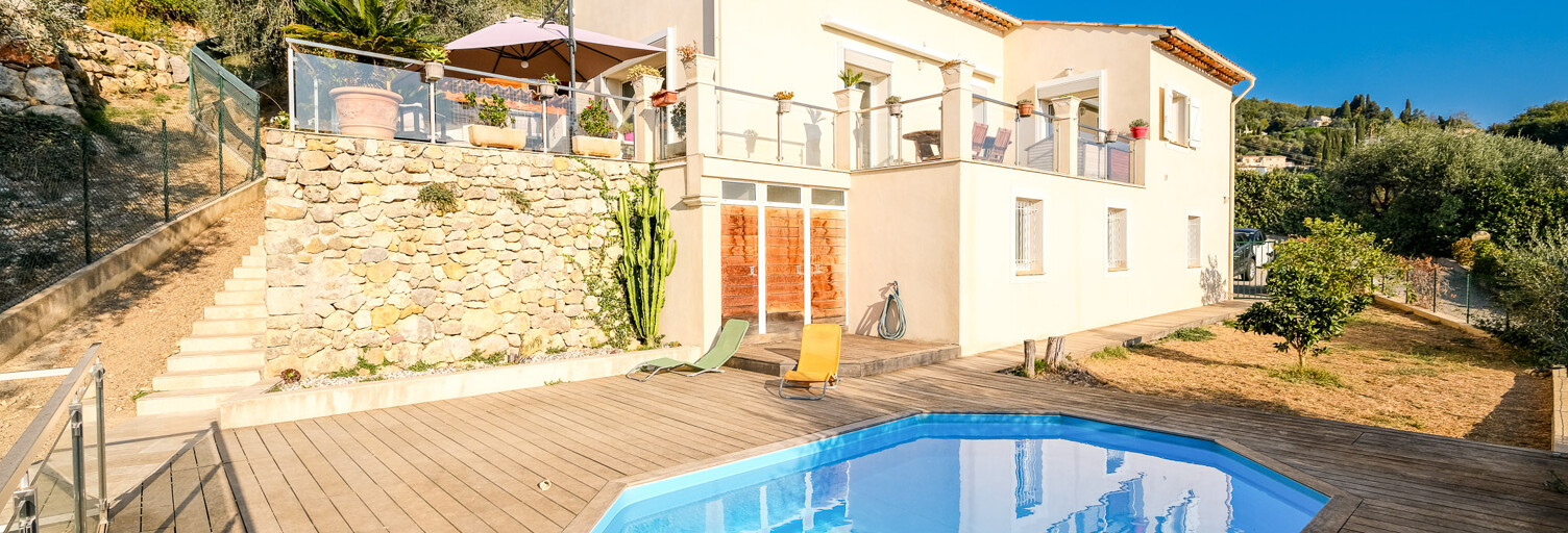 Maison 5 Pièces 172 m² à vendre à Carros (06510)