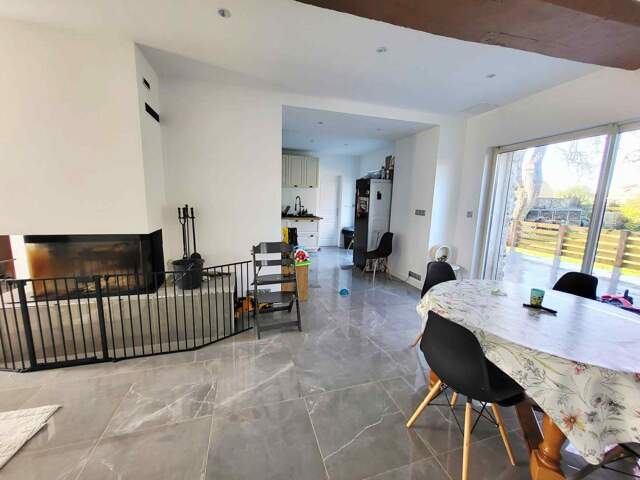 Grande maison familiale charme et tranquillité — photo du bien