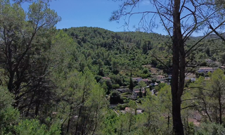 Terrain  1354 m² à vendre à Solliès-Toucas (83210)