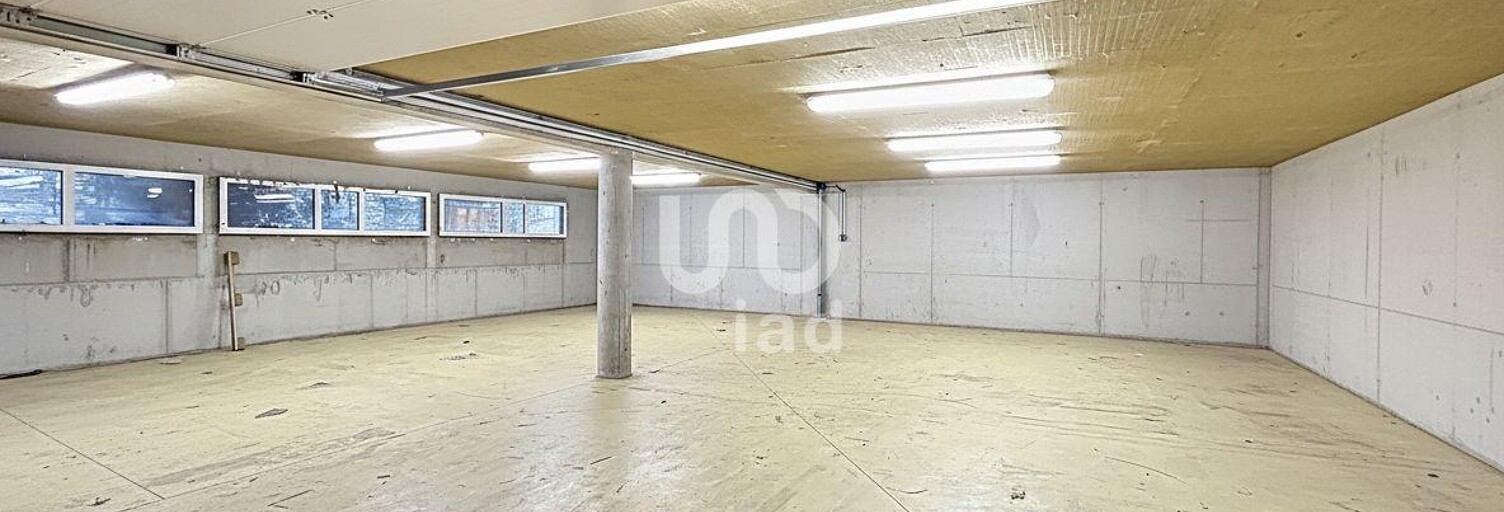 Commerce  127 m² à louer à Saint-Grégoire (35760)