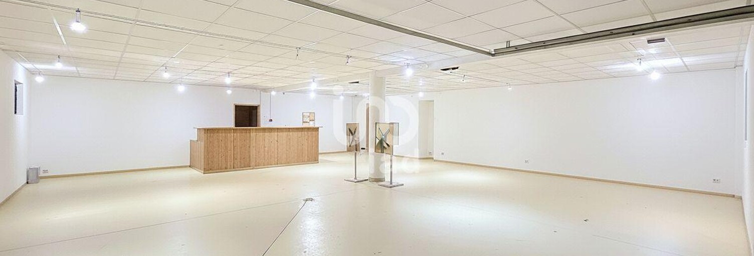 Commerce  248 m² à louer à Saint-Grégoire (35760)