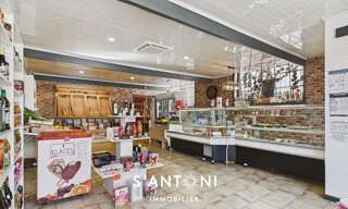 Commerce 5 Pièces 163 m² à vendre à Valros (34290)