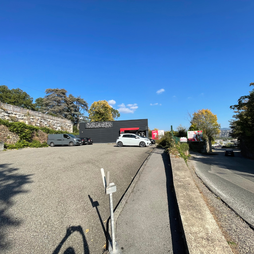 Local commercial  à louer Aubenas 07200