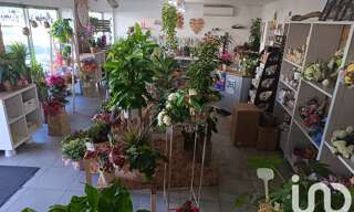 Immeuble  105 m² à vendre à Saint-Seurin-sur-l'Isle (33660)