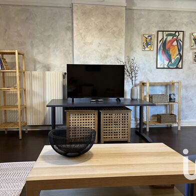 Appartement 3 pièces 990 €