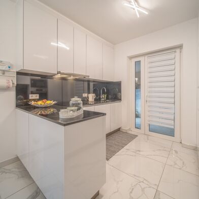 Maison 5 pièces 379000 €