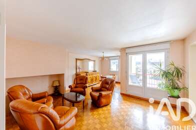 Appartement 4 pièces 260000 €