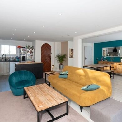 Maison 8 pièces 745000 €