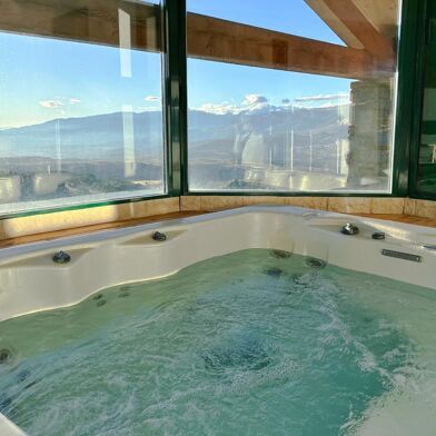 Appartement 8 pièces 630000 €