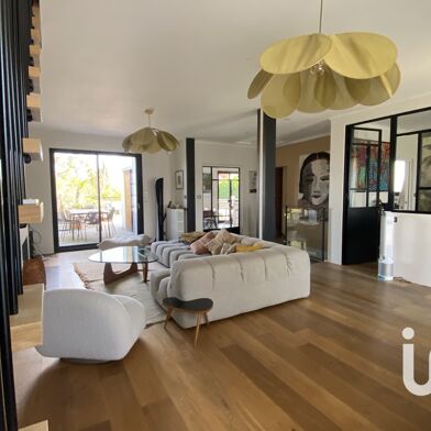 Maison 7 pièces 1495000 €