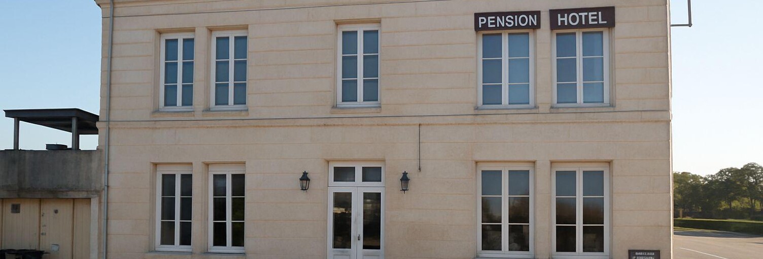 Commerce  380 m² à vendre à Rochefort (17300)