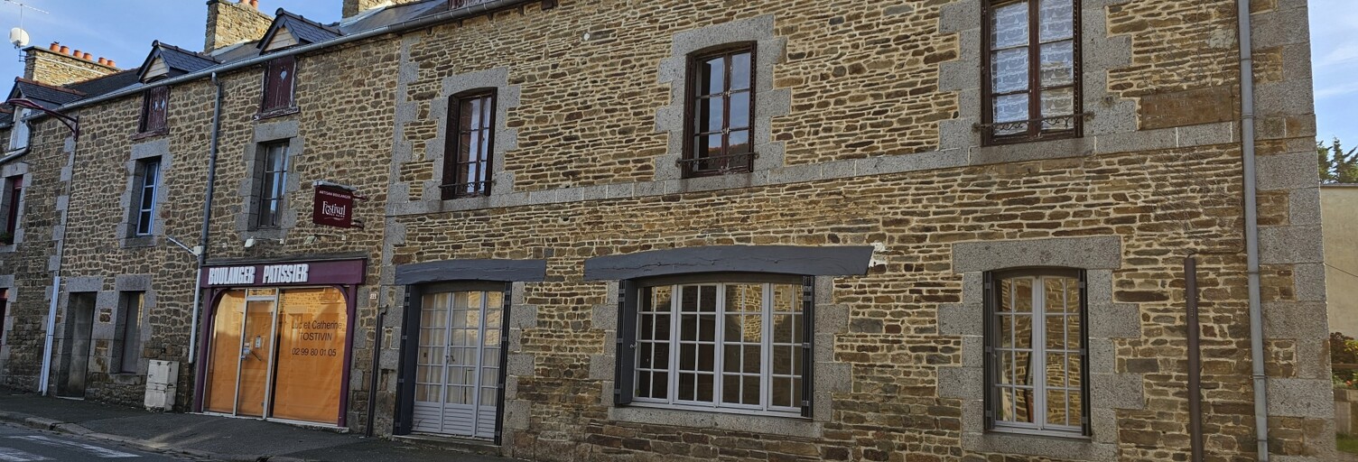Maison 10 Pièces 220 m² à vendre à La Boussac (35120)