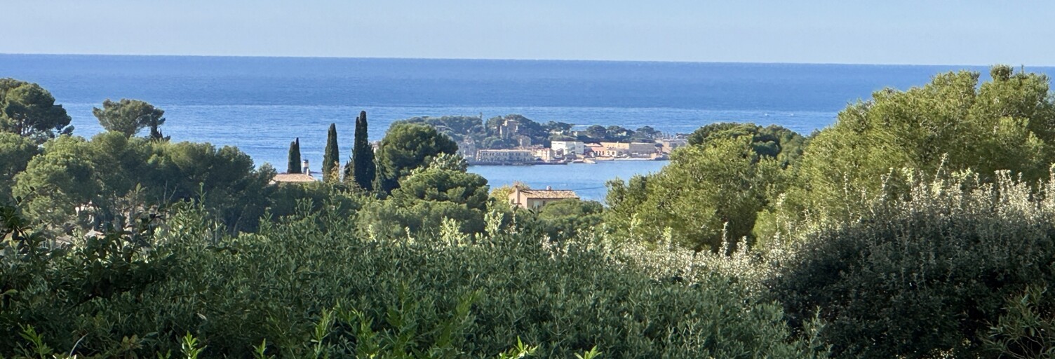 Maison 8 Pièces 230 m² à vendre à Sanary-sur-Mer (83110)