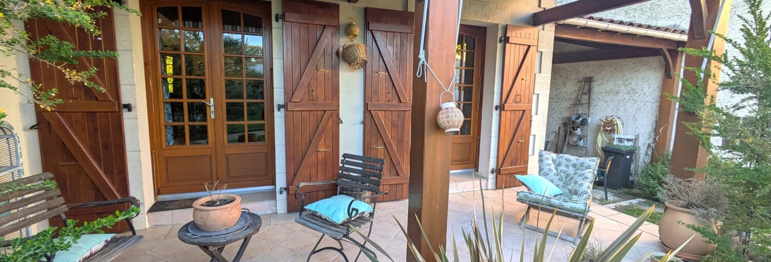 Maison 10 Pièces 235 m² à vendre à Bussac-sur-Charente (17100)